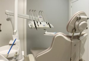 dentist office north vancouver | Peak Dental Arts Clinic - North Vancouver