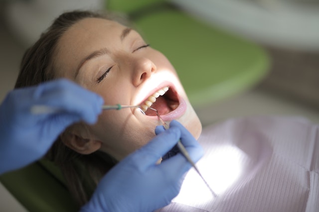 Dental Bonding Procedure in North Vancouver | Peak Dental Arts